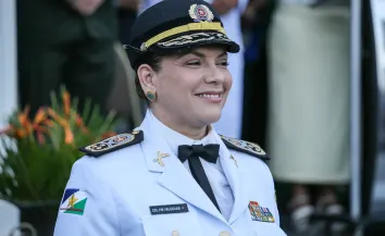 Coronel Valdeane toma posse e entra para história como 1ª mulher a comandar a PM de Roraima