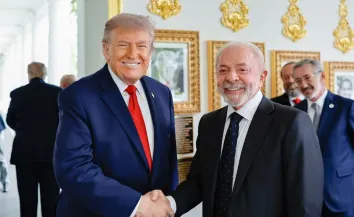 Trump diz que Lula é 'muito dinâmico', elogia reunião e fala que novos encontros ocorrerão