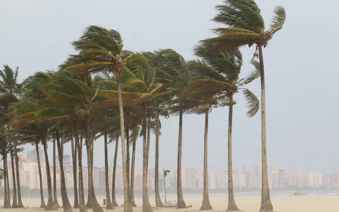 Ciclone bomba na Argentina: Inmet emite aviso de vendaval para mais de mil municípios em meio à 1ª onda de frio do ano