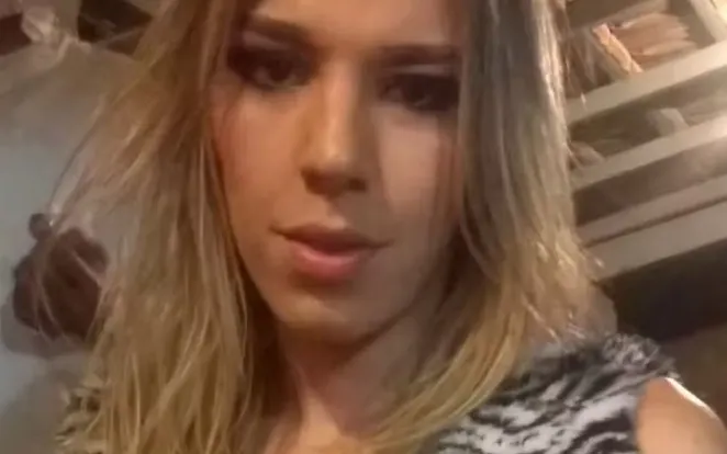 Acusado de matar mulher trans por dívida de R$ 22 vai a júri e responderá em liberdade; segundo réu é retirado do processo