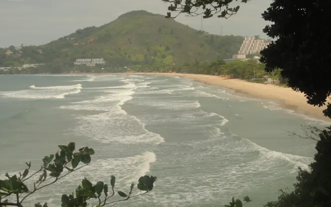 Corpo de homem é encontrado no mar da Praia das Toninhas, em Ubatuba