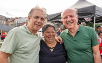 Beto Piteri e Rubens Furlan participam de homenagem emocionante às mães no Parque Viana