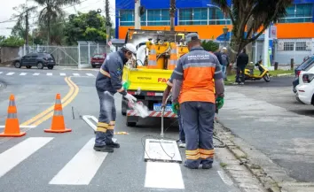 Operação Bairro Limpo realiza serviços de zeladoria no bairro Ingaí em Santana de Parnaíba