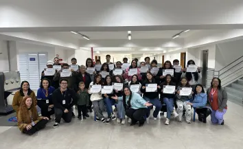 Jovens de Cajamar conquistam qualificação em informática por meio do Projeto Conectar para Trilhar