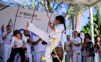 1º Ginga Cajamar reúne grupos de capoeira e celebra tradição cultural no município